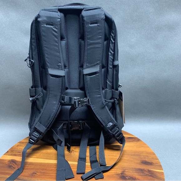 The North Face Borealis Backpack Men's Black Travel Day Pack Bag - Picture 5 of 16